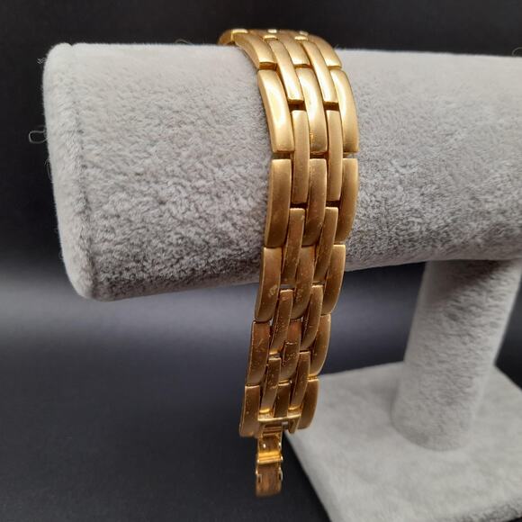 Vintage Monet Gold Plated Link Bracelet, Satin Finish, 7 1/2 Inches - Picture 7 of 10